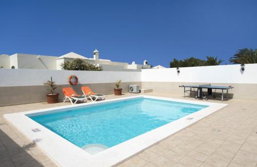 Matagorda Villa | Family-Friendly Villa Pacifico with Pool & 9/10 Guest Rating