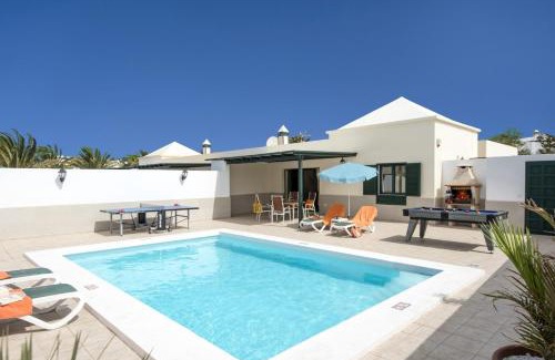 Matagorda Villa | Family-Friendly Villa Pacifico with Pool & 9/10 Guest Rating