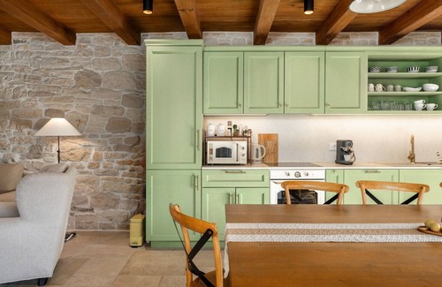 Prkacini Villa | Villa Paladnjaki - Luxury Villa with Private Pool, Included Daily Breakfast & Exclusive Istrian Food, Wine, and Olive Oil Tastings