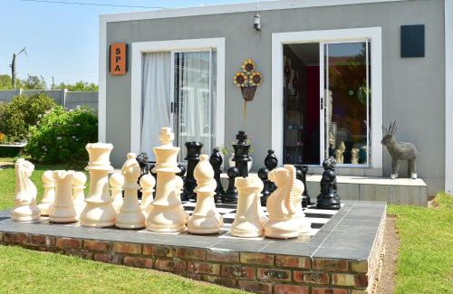 Grahamstown House | Relax at Villa Palesa Guesthouse with Hot Tub & Breakfast