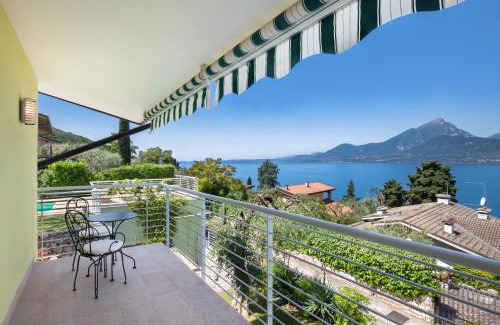Torri del Benaco Villa | Relaxing Villa Palladini with Pool - Pet Friendly Getaway