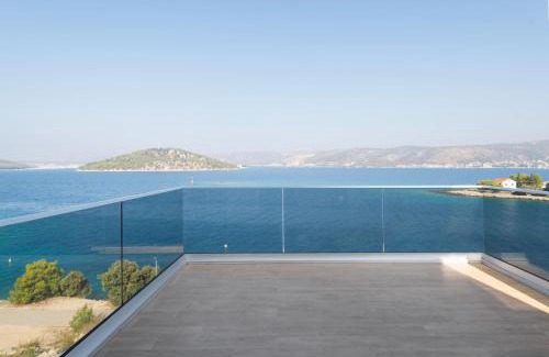 Razanj Villa | Villa Palm Bay: Oceanfront Escape with Heated Pool