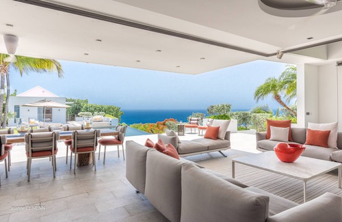 Anse du Gouverneur Villa | Ocean View Villa Palm Springs with Private Pool in Gouverneur