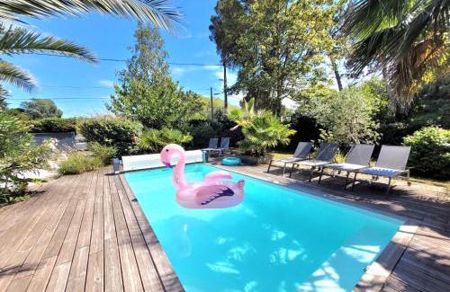Vieux-Boucau-les-Bains House | Discover Villa Palma: Oceanfront Suites Near the Beach