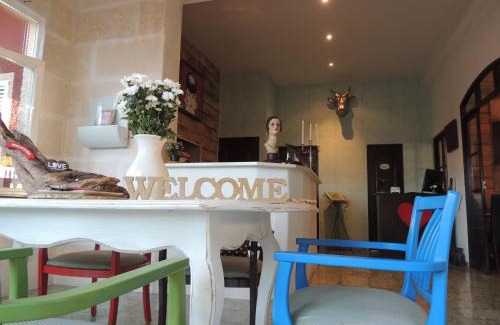 Peguera Hotel | Villa Palmer I Beachhouse: Pet-Friendly Paradise Awaits