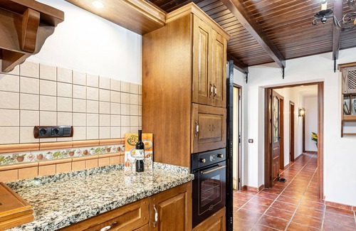 Cartama Villa | Villa "Palmeras" with Mountain View, Private Pool & Wi-Fi