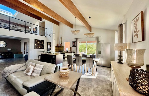 Colombiers House | Exclusive Villa PALOMA: Spa & Heated Pool Near Narbonne