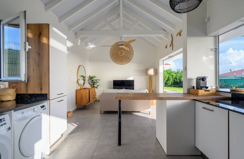 Grand-Bourg Villa | Villa Paloma with a private pool and 2 air-conditioned bedrooms