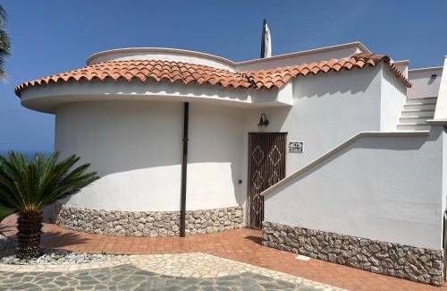 Marina di Zambrone Villa | Oceanfront Villa with Sea View in Zambrone – 10/10 Rating