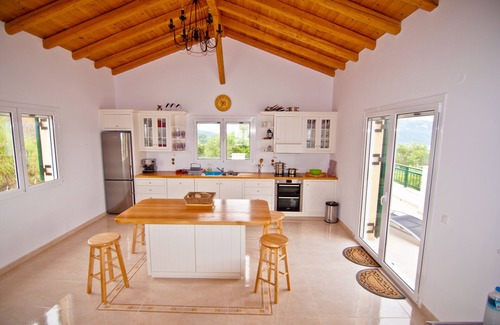 Arillas Villa | Villa Panayia: Private Villa with Pool & Breathtaking Views