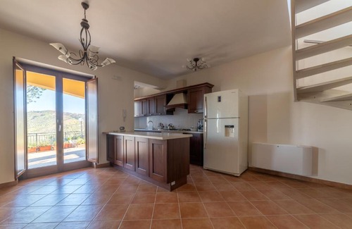 Frascinelle House | Discover Villa Pandora: 4-Star Stay with Family-Friendly Amenities