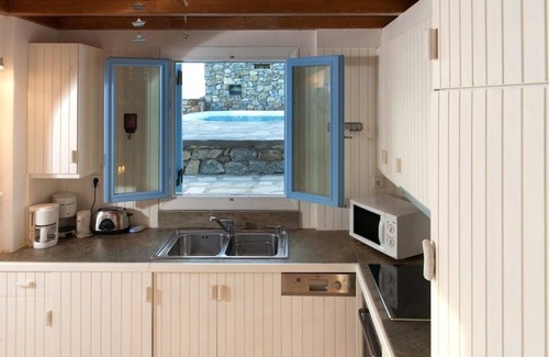 Faros Armenistis Villa | Experience Villa Paneli's Enchanting View in Mykonos