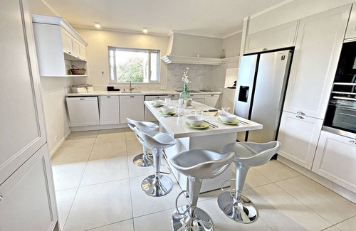Salernes Villa | Villa Panorama: Elegant Retreat with Pool, Spa & Tennis