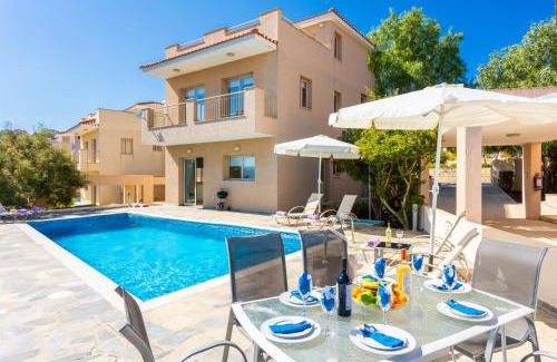 Droushia Villa | Villa Panorama Tria: Oceanfront Bliss with Pool & Top Ratings