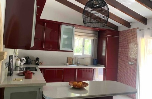 Arnella Villa | Relax at Villa Panoramique with Private Pool Near Beaches