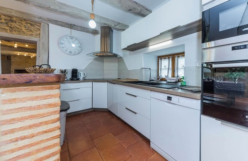 Saint-Rabier House | Villa Paola: Scenic Retreat with Private Pool & Ocean Views