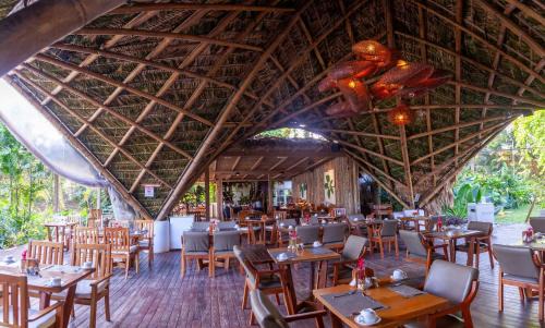 Chiguata Villa | Gigi Brown Villa: Beachfront Bliss with Ocean View and Spa