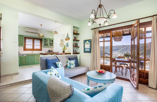 Stafylos Villa | Villa Papearethos: Guest Rated 10/10 with Ocean Views