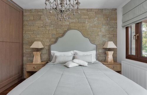 Metsovo Villa | Experience Villa Papis Metsovo: Perfect for Families & Pets