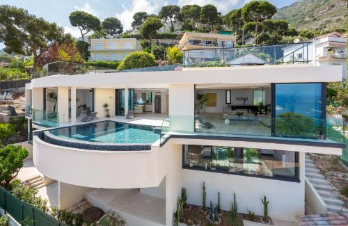 Eze Villa | Discover Villa Paradise: A 5-Star Oceanfront Retreat