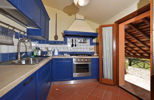 Casole d'Elsa Villa | Villa Paradiso 12: Relax with Private Pool & Spa Amenities