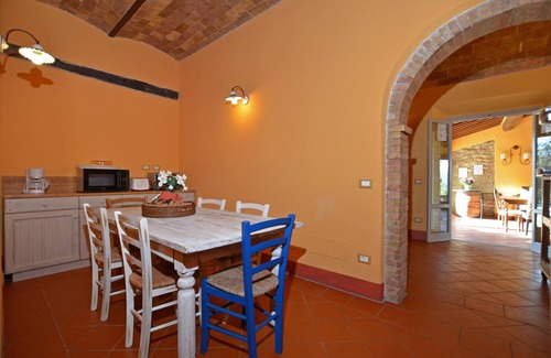 Casole d'Elsa Villa | Villa Paradiso 12: Relax with Private Pool & Spa Amenities