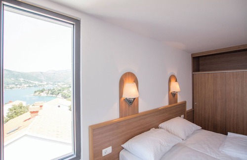 Stikovica Hotel | Villa Paradiso