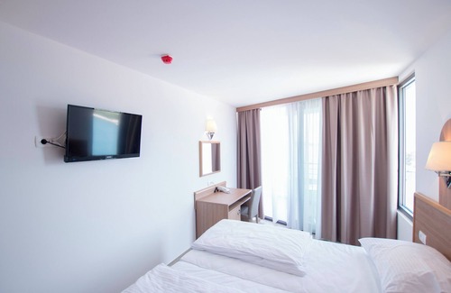 Stikovica Hotel | Villa Paradiso