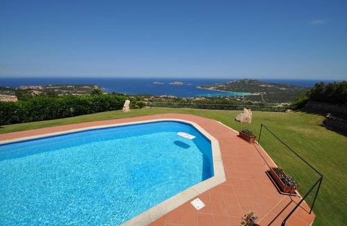 Pantogia Villa | Discover Villa Paradiso: Family-Friendly Oasis with Pool