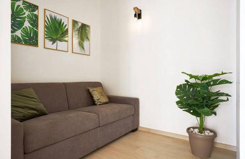 Modica Apartment | Villa Paradiso: Poolside Oasis with Ocean Views & Fireplace