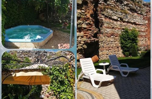 Hisarja Hotel | Discover Villa Paris: Top-Rated Hotel with Hot Tub Access