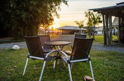 Praia da Armacao do Itapocoroi Hotel | Villa Park Chalés: Your Farm Getaway by Beto Carrero