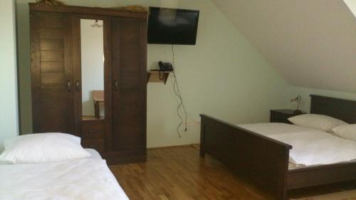 Maribor House | Guest House Parma: Pet-Friendly Stay with Great Amenities