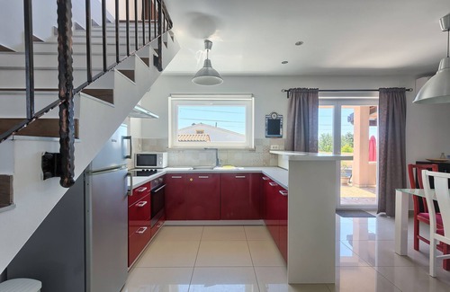 Peruski Villa | Villa Pascal: Ocean View Retreat with Pool and Breakfast