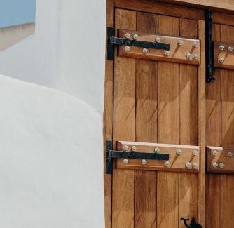 Megalochori Villa | Idyllic Villa Patitiri: Cave House with Private Pool in Santorini
