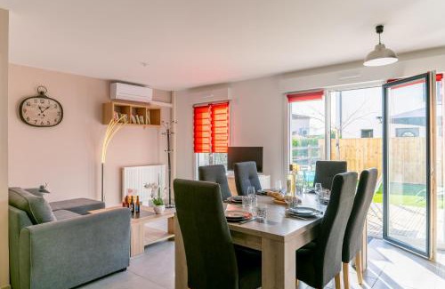 Portiragnes Villa | Villa Paulina: Village Retreat Steps from the Beach