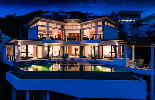 Bophut Hills Villa | Villa Pearl: 5 Bed Retreat with Panoramic Views & Pool