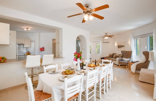 Kissonerga Villa | Villa Pearl Bay: Prime Location with Private Pool & Ocean Views