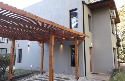 Bosque Peralta Ramos House | Relax at Villa Pehuen with Private Beach & Ocean Views