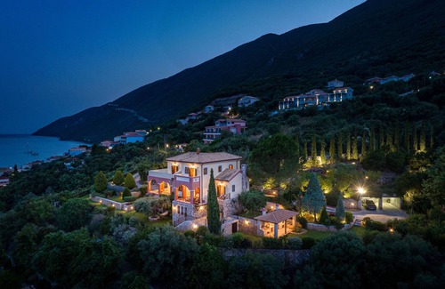 Pondi Villa | Discover Villa Pera: A Serene Retreat with Pool & Spa