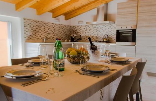 Domaso Villa | Villa Perla del Lago: Oceanfront Retreat with Pool & Hot Tub