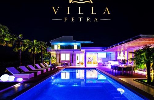 Novalja Villa | Villa Petra: 5-Star Oceanfront Getaway with Spa & Pool