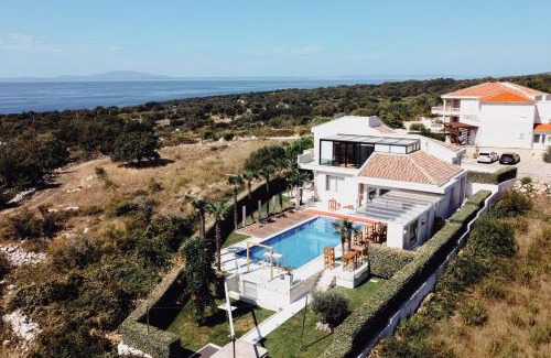 Novalja Villa | Villa Petra: 5-Star Oceanfront Getaway with Spa & Pool
