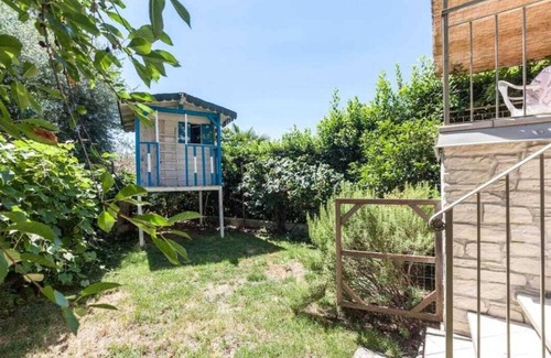 Padenghe sul Garda House | Discover Villa Petra: A Family-Friendly Retreat by the Lake