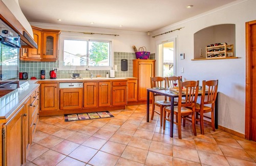 Pinet Villa | Villa Picpoul by Villa Plus