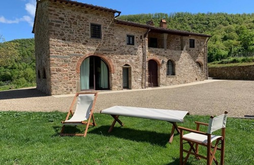 Greve in Chianti Villa | Discover Villa Pie Vecchia in Chianti with Private Pool