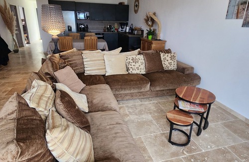 Bravone Villa | Villa Pied Dans L'eau with Private Pool for Family Fun