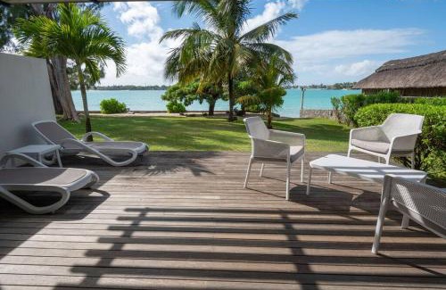 Grand-Baie Villa | Tranquil Villa Pieds dans l'Eau with Ocean Views & Pool