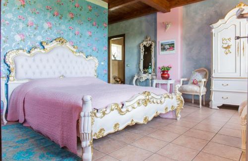Tigliole Villa | Villa "Piemonte": Oceanfront Retreat with Spa & Pool Access