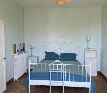 Condom Bed & Breakfast | Villa Pierre: Pet-Friendly Retreat with 9.2 Review Score
